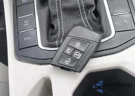 2025 Volkswagen Jetta 1.5T Se from USA, damaged, VIN 3VW7X7BU8SM074234